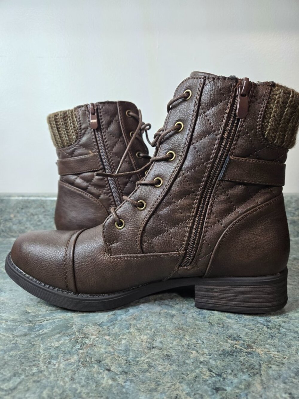 GLOBALWIN Women's Brown Ankle Booties Combat-Style Fashion Boots Size 9 Low Heel - Picture 7 of 11